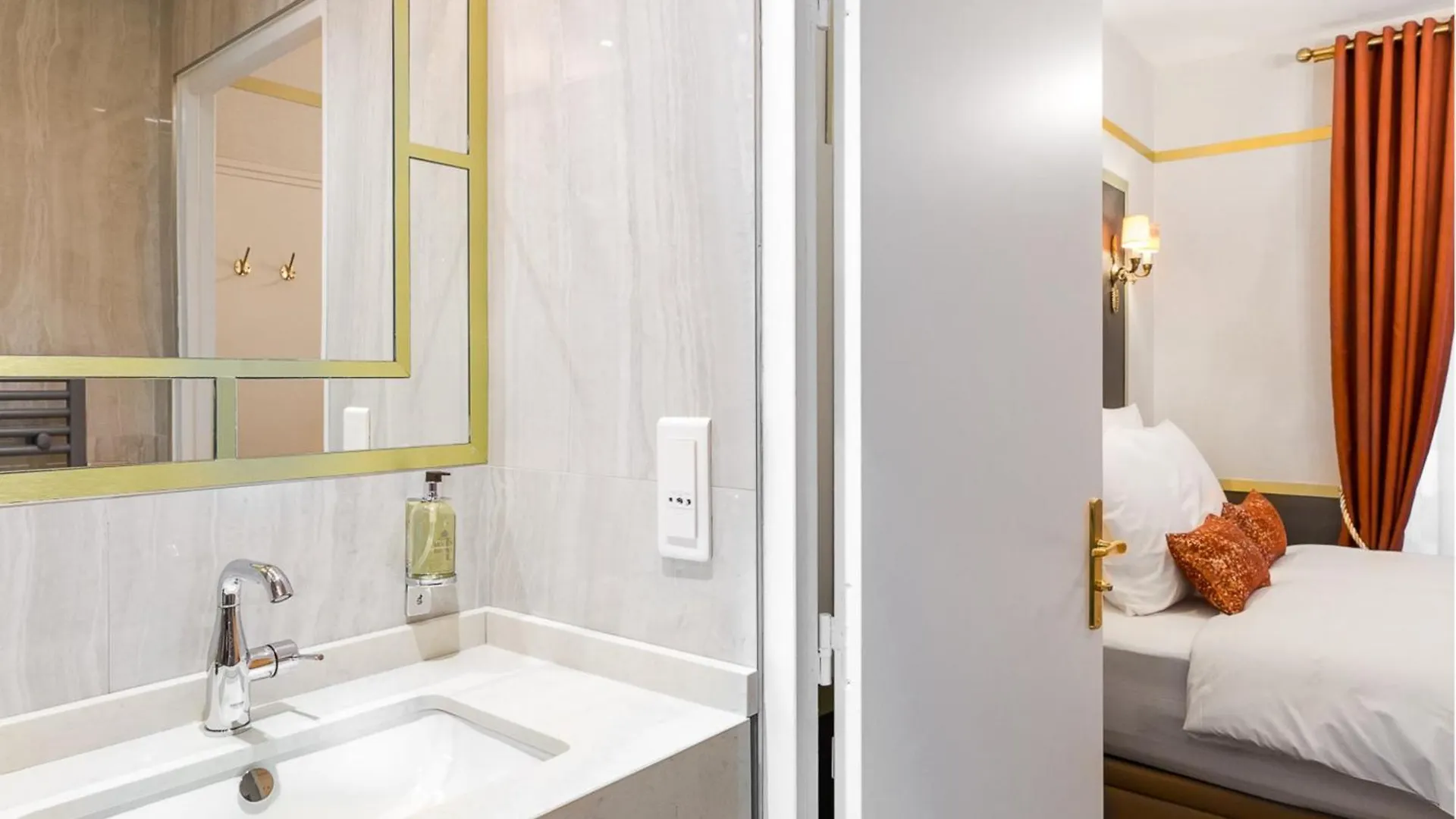 Merveil - Luxury Suite - Tour Eiffel - Laos Paris