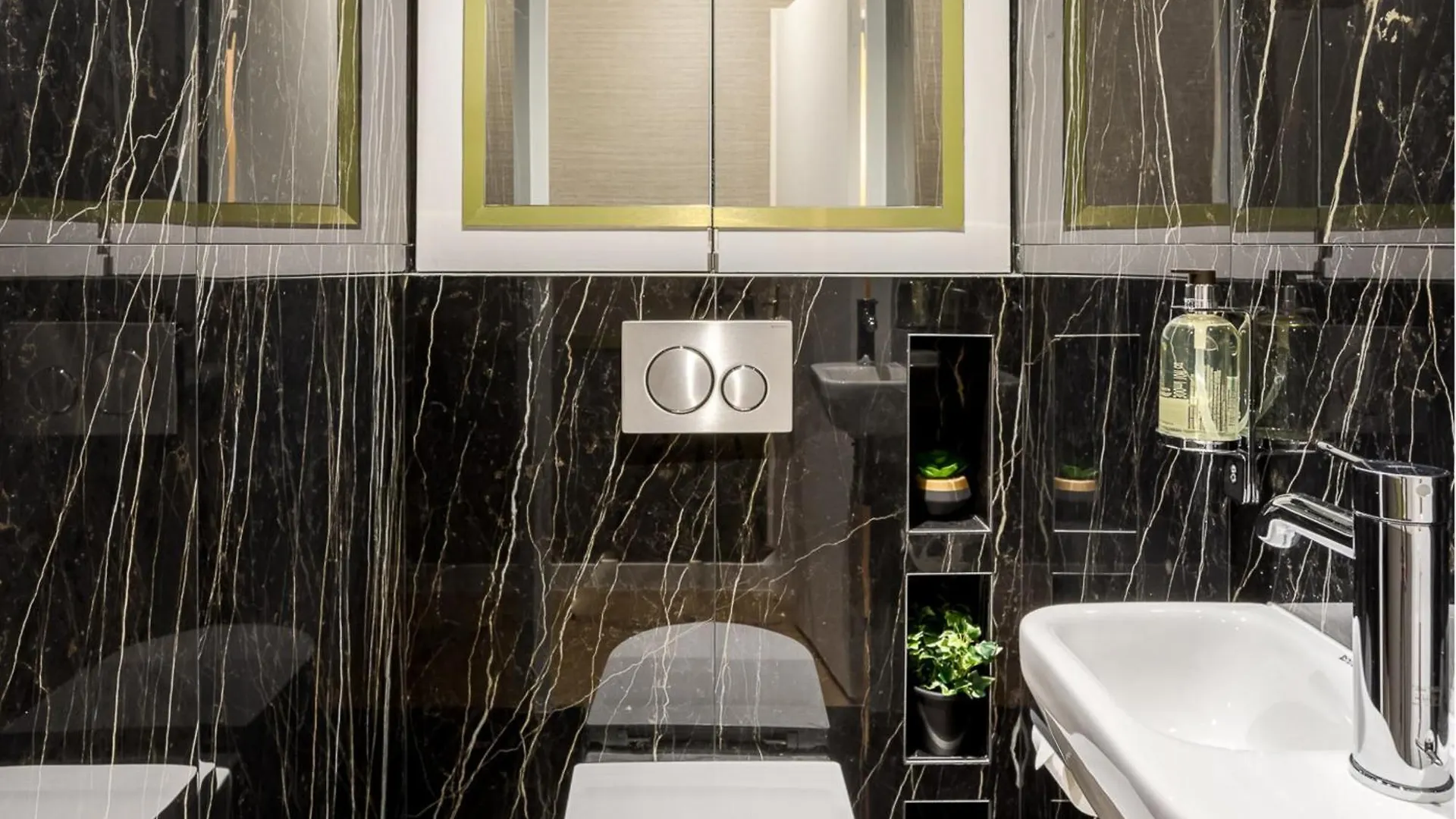 Merveil - Luxury Suite - Tour Eiffel - Laos Paris Apartment